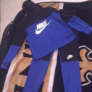 Women Nike Set